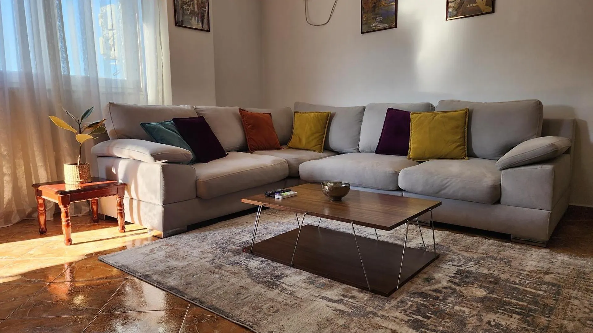 Cozy Sunlit Apartment With Scenic Balcony View Tirana Albania